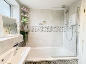 Photo 6- click for photo gallery